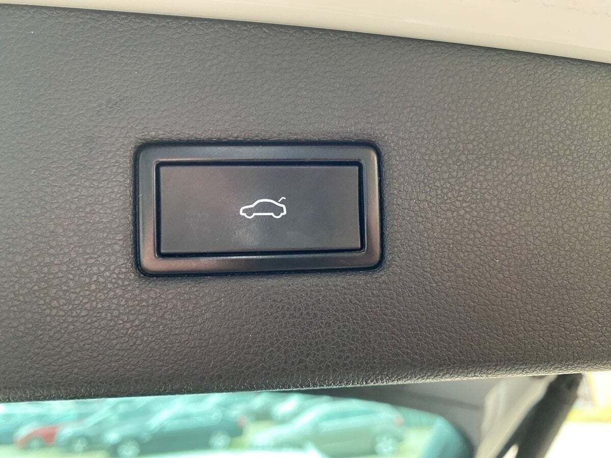 Hvid VW Tiguan fra 2017