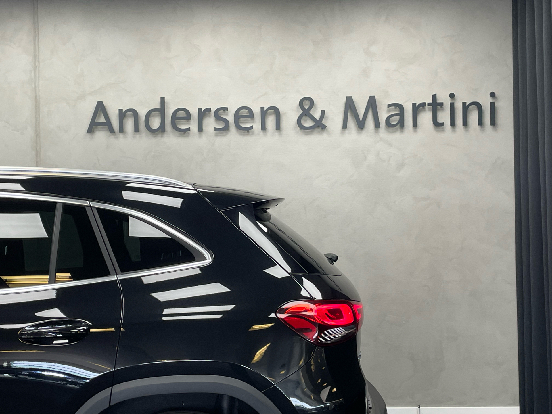 Sort Mercedes EQA 250 fra 2021