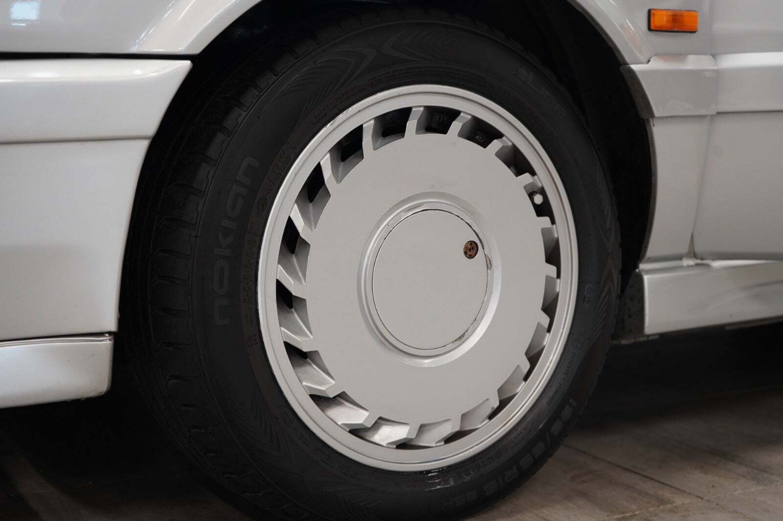 Sølv Renault 21 fra 1988