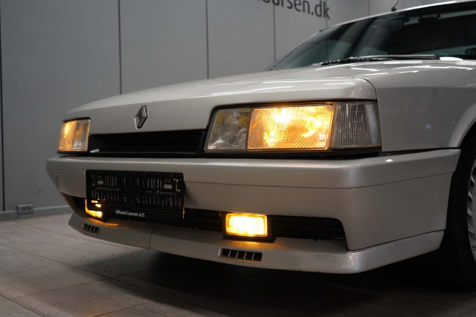 Sølv Renault 21 fra 1988