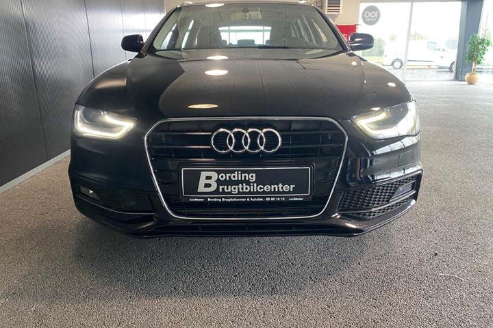 Sort Audi A4 fra 2015