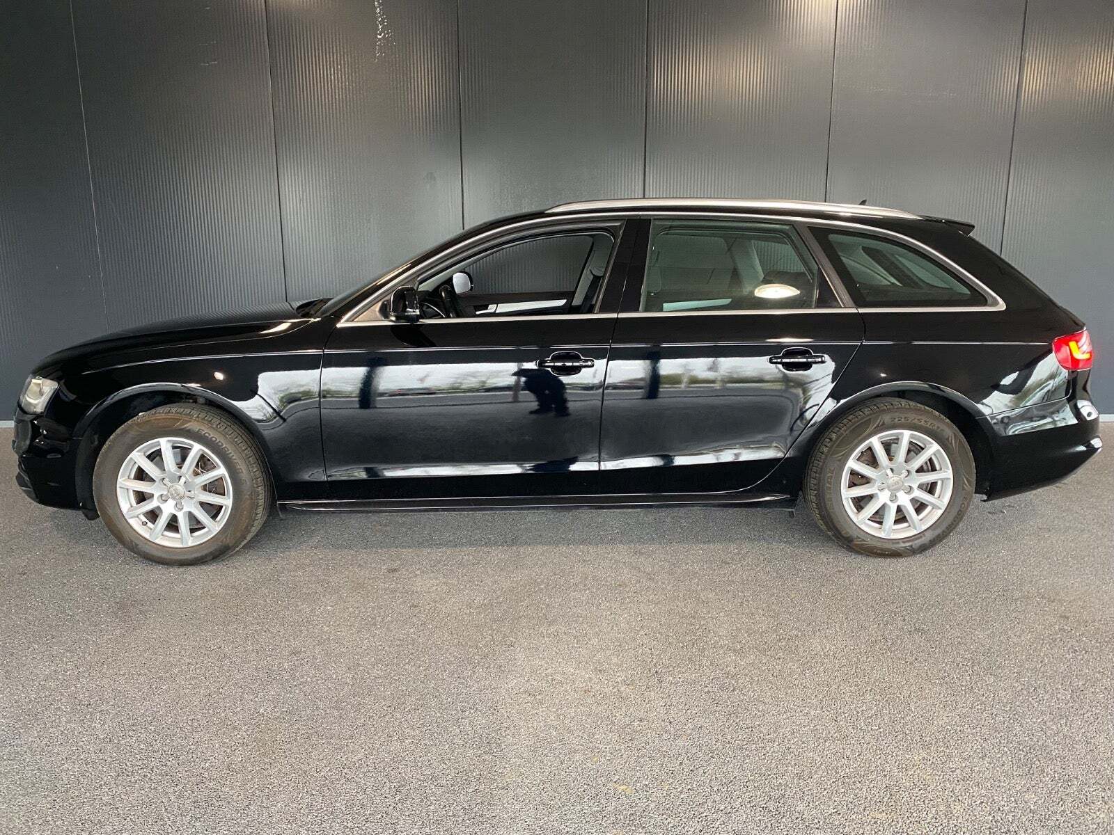 Sort Audi A4 fra 2015