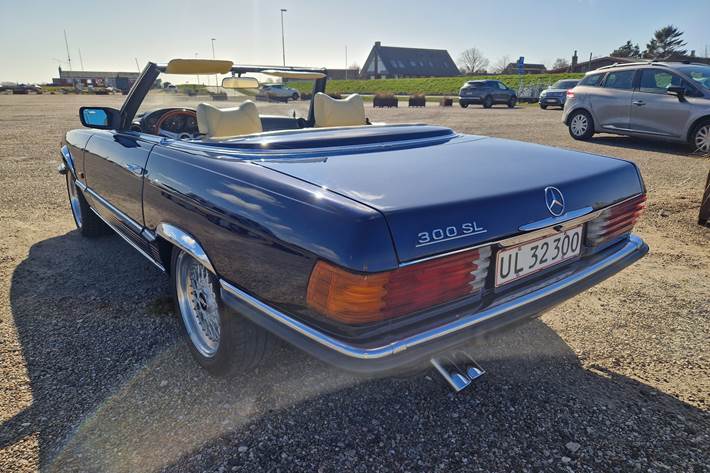 undefined Mercedes 280 SLC fra 1976