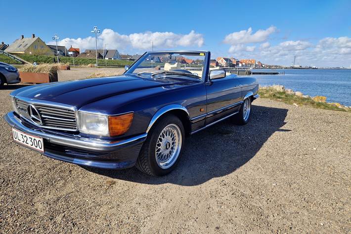 undefined Mercedes 280 SLC fra 1976