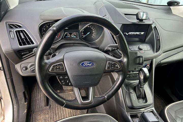 Hvid Ford Kuga fra 2018