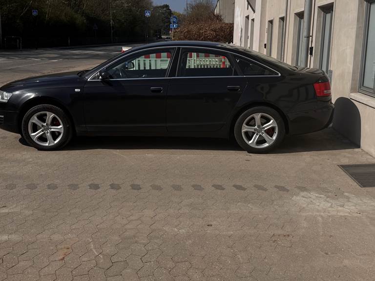 Audi A 6 2,4 UOPLYST