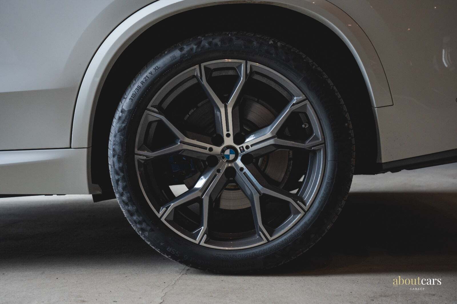 Hvid BMW X5 fra 2020