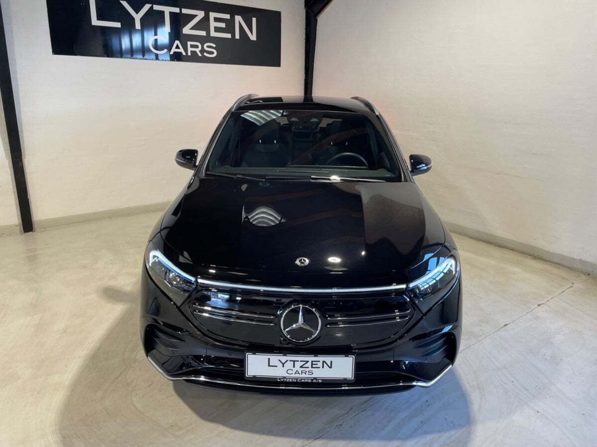 Sort Mercedes EQA250+ fra 2023