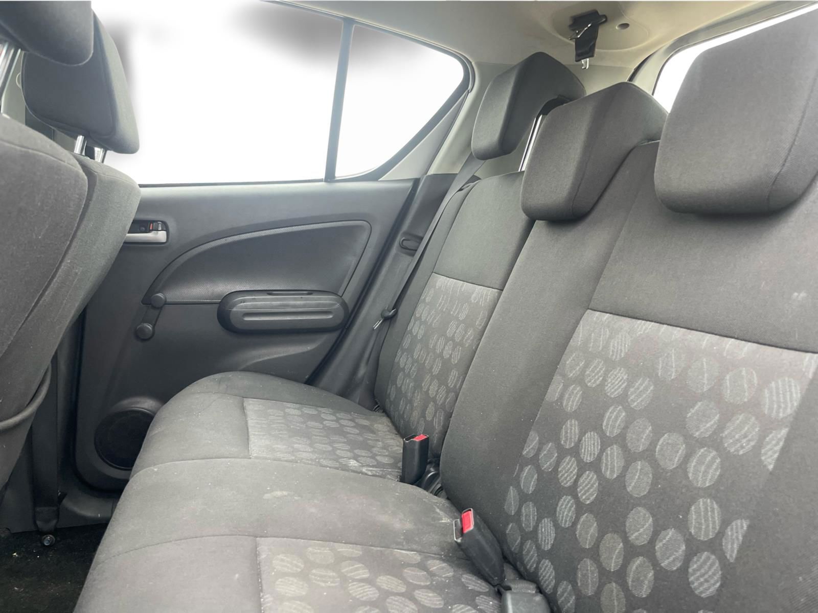 undefined Suzuki Splash fra 2010 set indefra