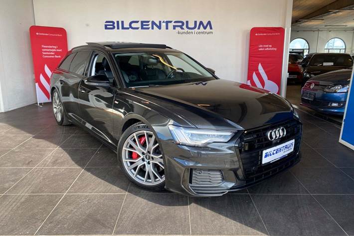 Sort Audi A6 fra 2021 set udefra