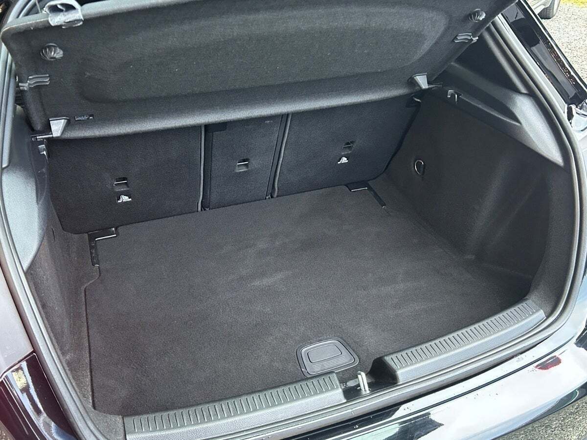 Sort Mercedes A180 d fra 2018