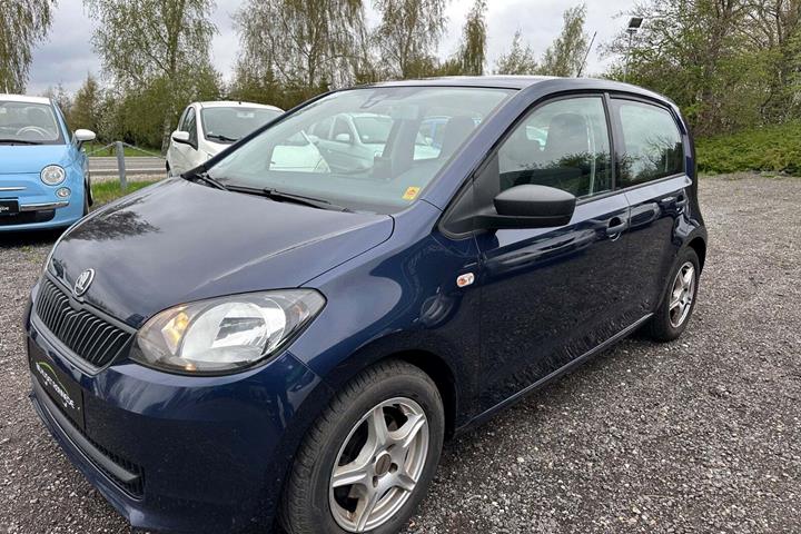 Blå Skoda Citigo fra 2013