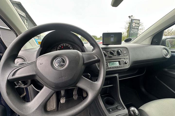 Blå Skoda Citigo fra 2013