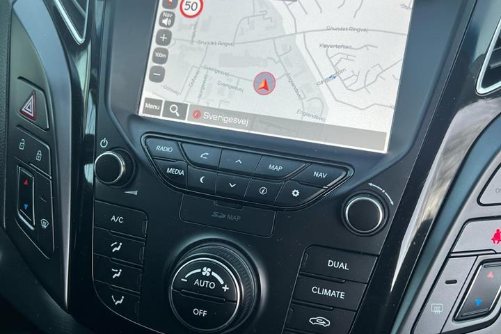 Hvid Hyundai i40 fra 2016