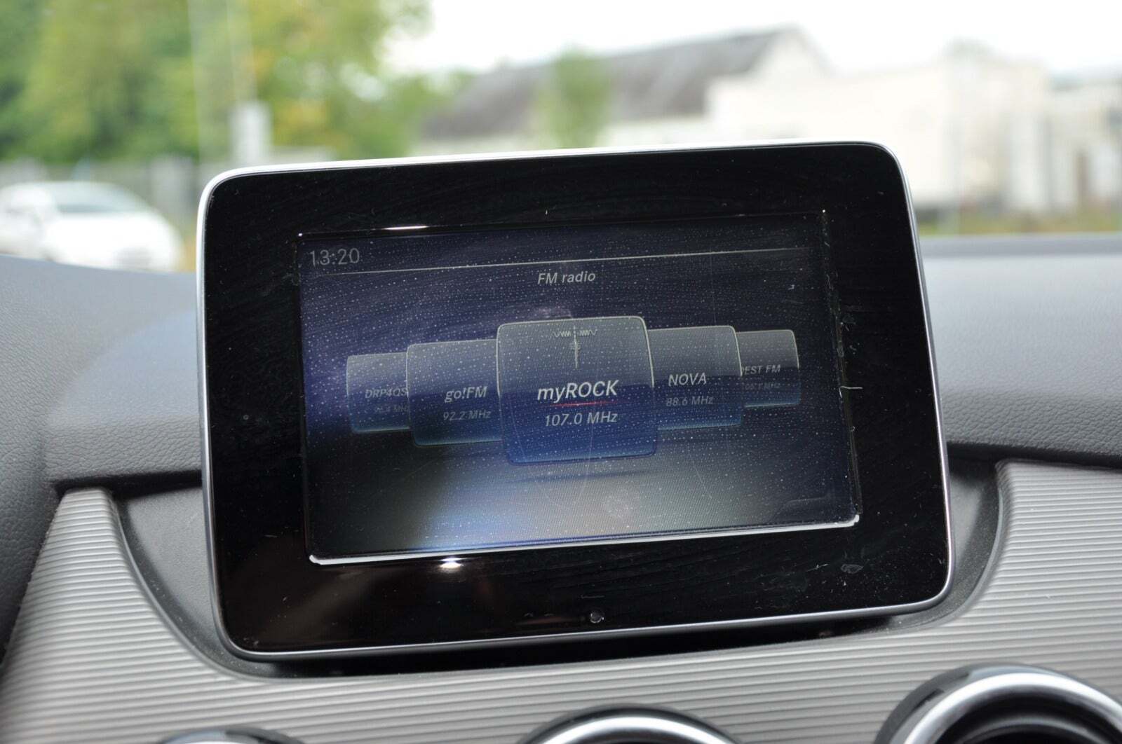 Sort Mercedes B180 d fra 2016