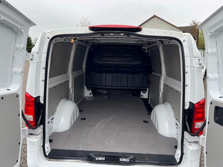 Mercedes eVito 112 L