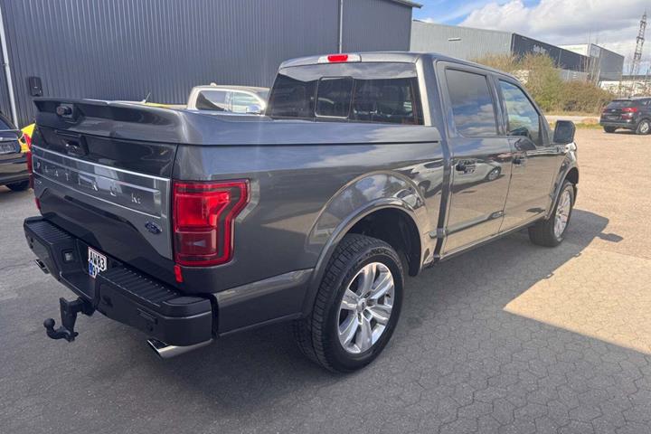 Hvid Ford F-150 fra 2016