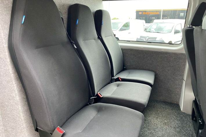 Hvid VW Transporter fra 2019