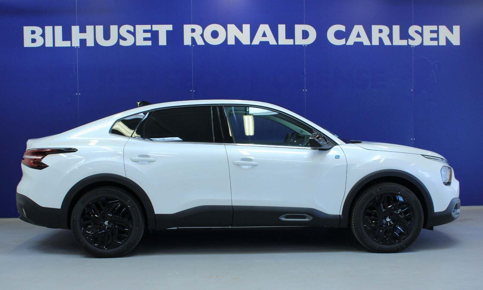 Hvid Citroën ë-C4 X fra 2024