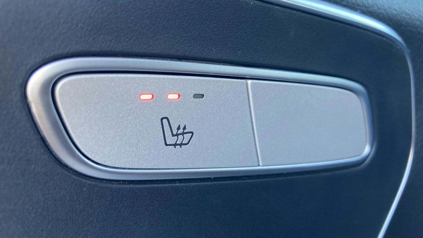 Hvid Mercedes Vito 114 fra 2022