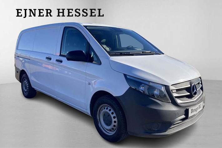 Hvid Mercedes Vito 116 fra 2019