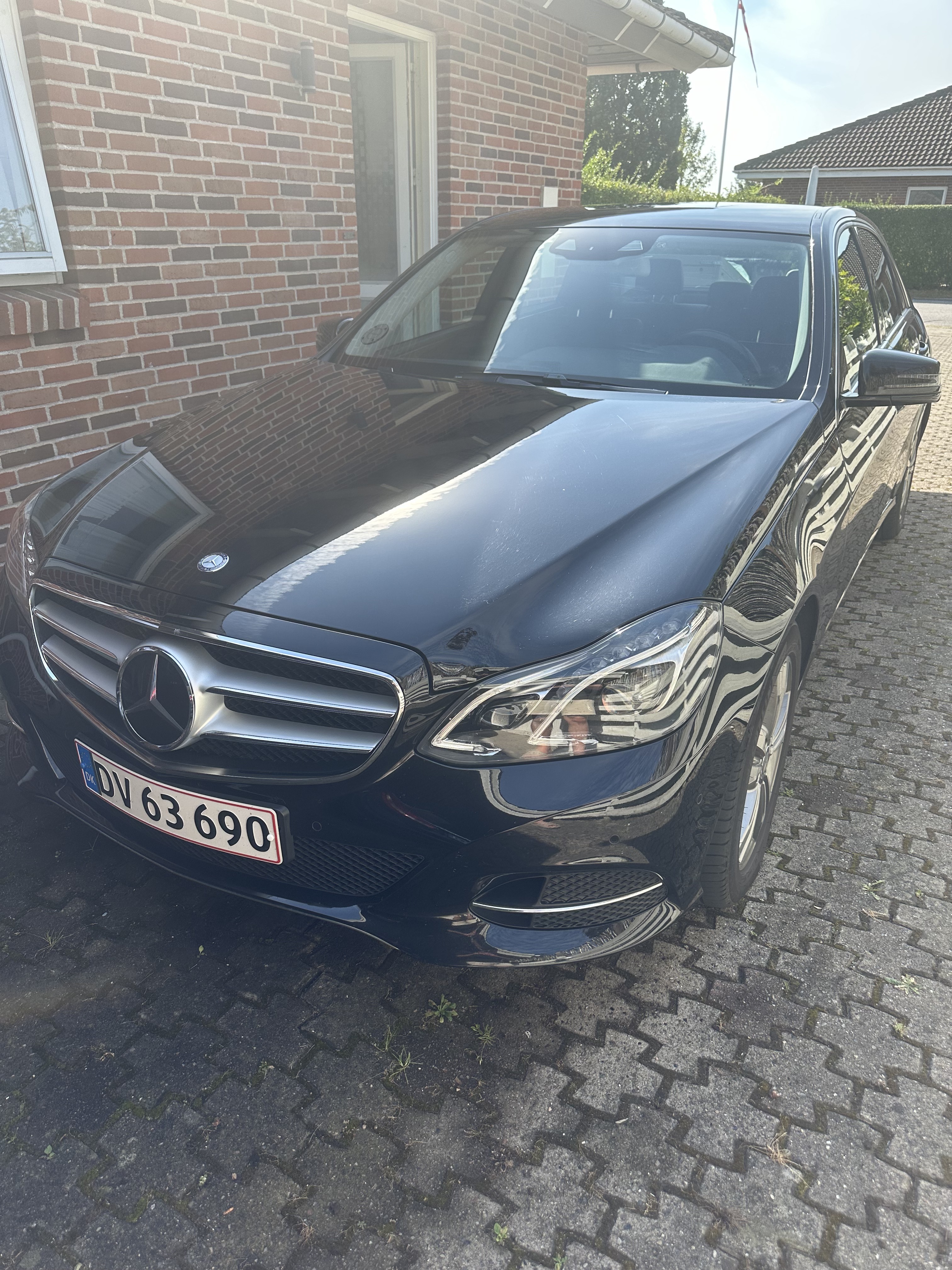Mercedes E-Klasse 2,1 220 BlueTEC Sedan 7G-TRONIC PLUS