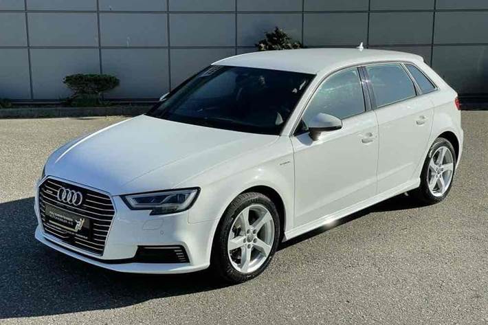 Hvid Audi A3 Sportback fra 2017