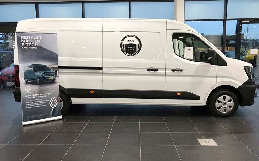 Renault Master V T35 2,0 dCi 150 L3H2 Kassevogn Tekno