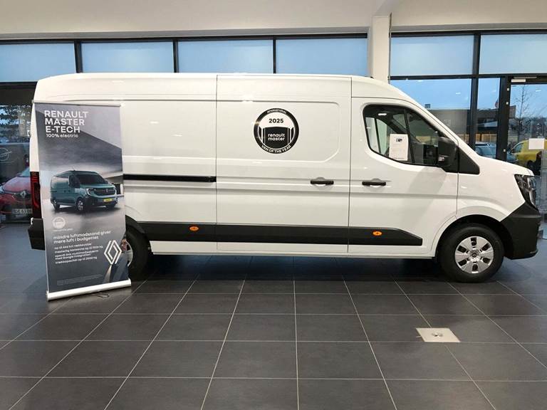 Renault Master V T35 2,0 dCi 150 L3H2 Kassevogn Tekno