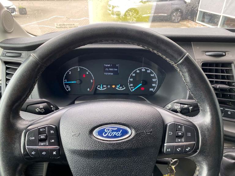 Ford Transit 350 L3 Chassis 2,0 EcoBlue Trail FWD