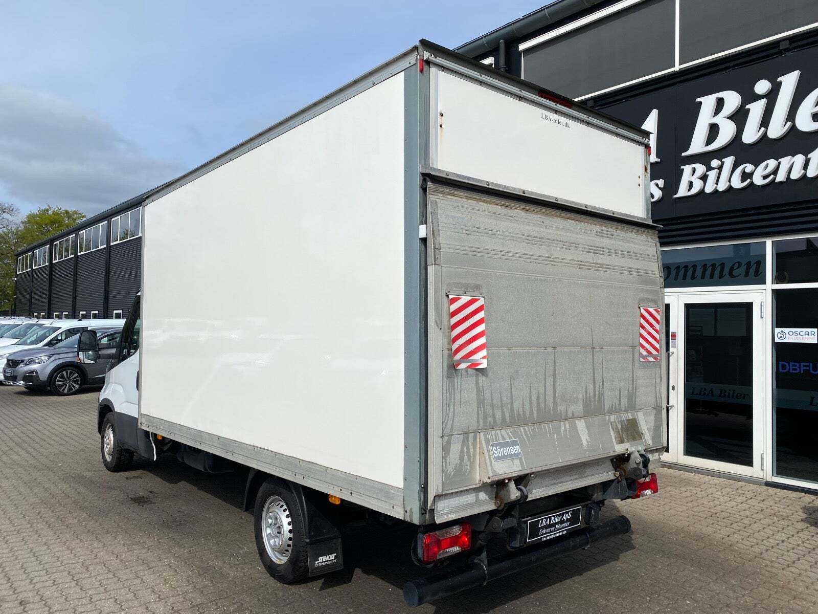 Iveco Daily 2,3 35S16 Alukasse m/lift