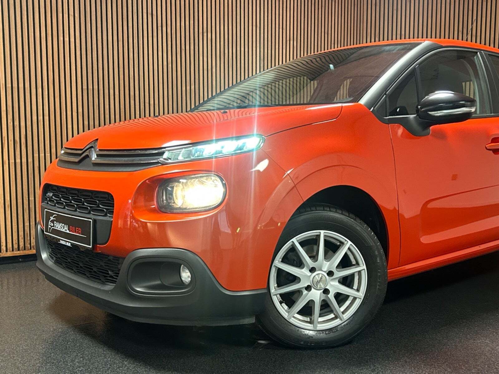 Orange Citroën C3 fra 2017