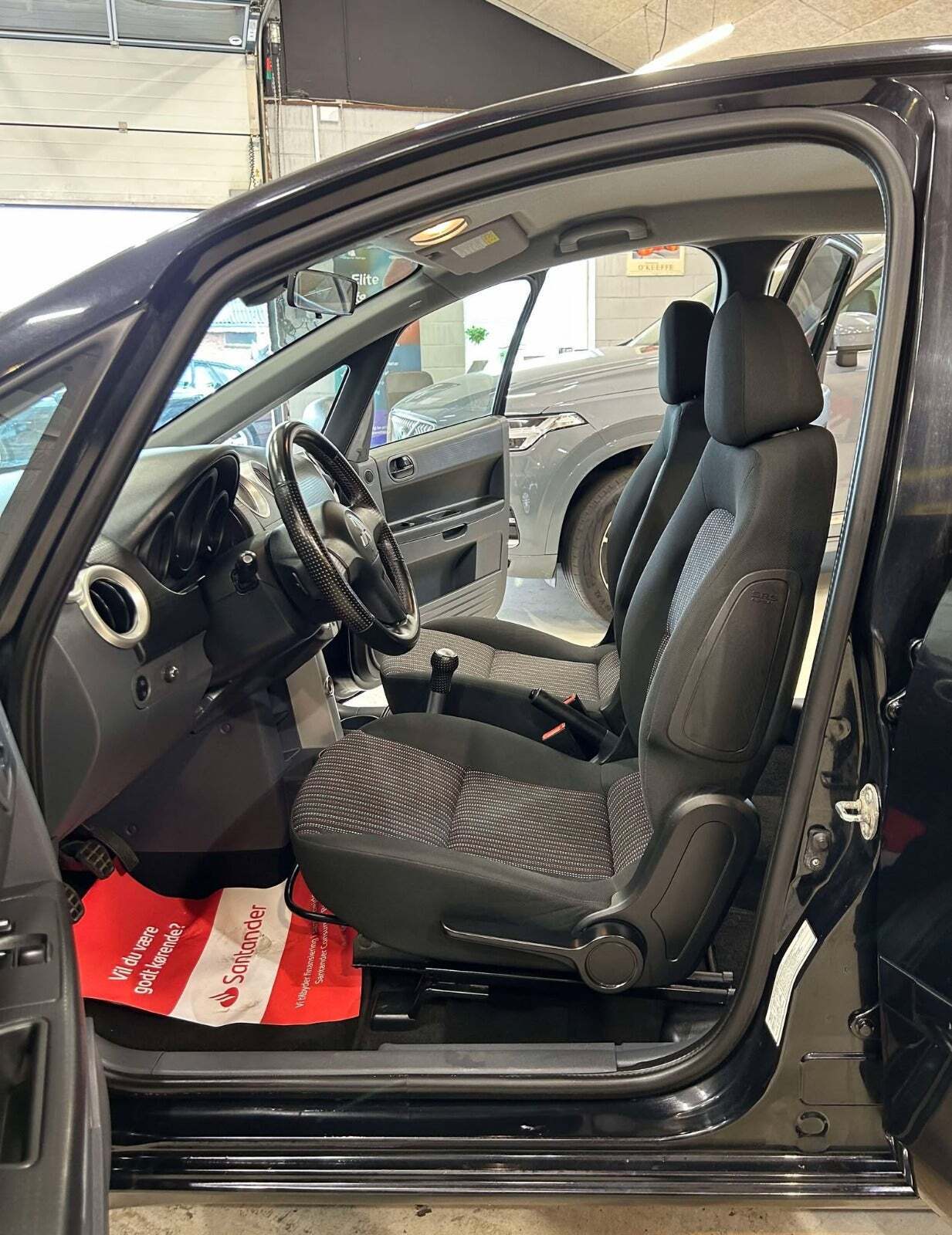 Mitsubishi Colt 1,5 Cash