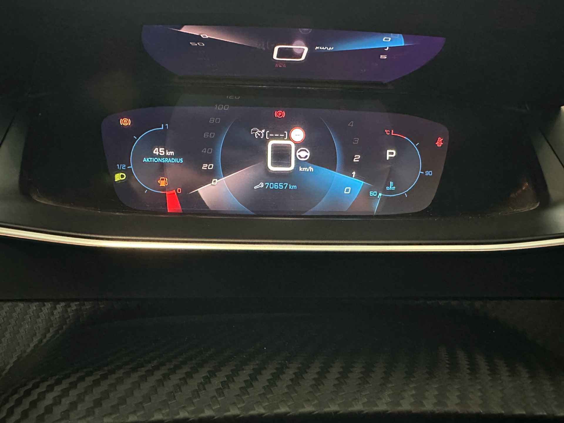Sort Peugeot 2008 fra 2021