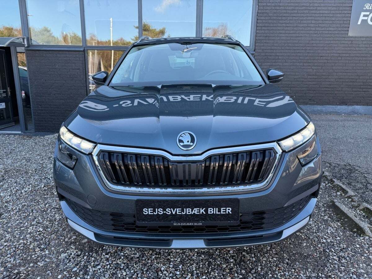 Grå Skoda Kamiq fra 2020
