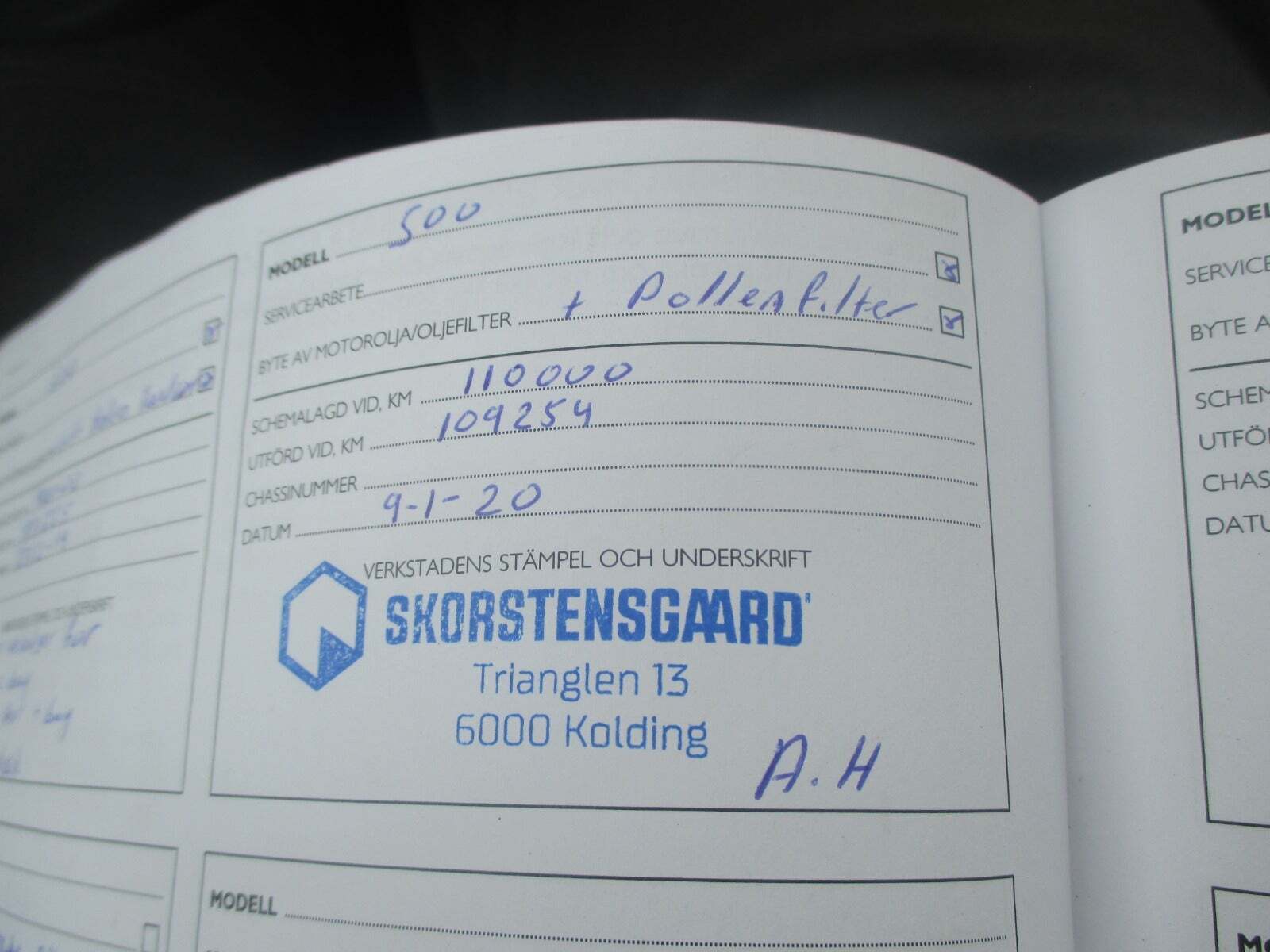 Sort Fiat 500 fra 2014