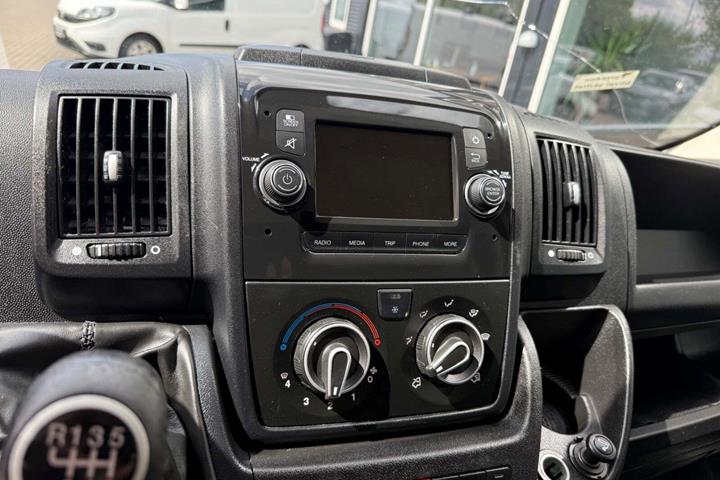 undefined Peugeot Boxer 333 fra 2022