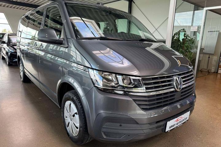 undefined VW Caravelle fra 2021 set udefra