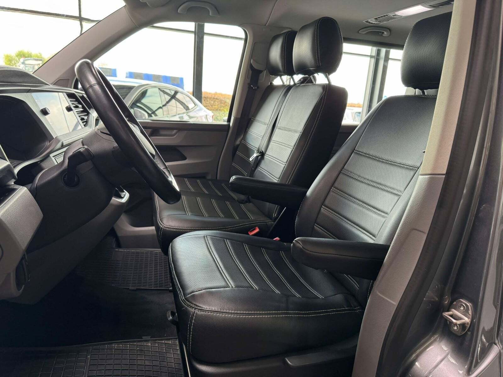 VW Caravelle 2,0 TDi 150 Comfortline DSG lang