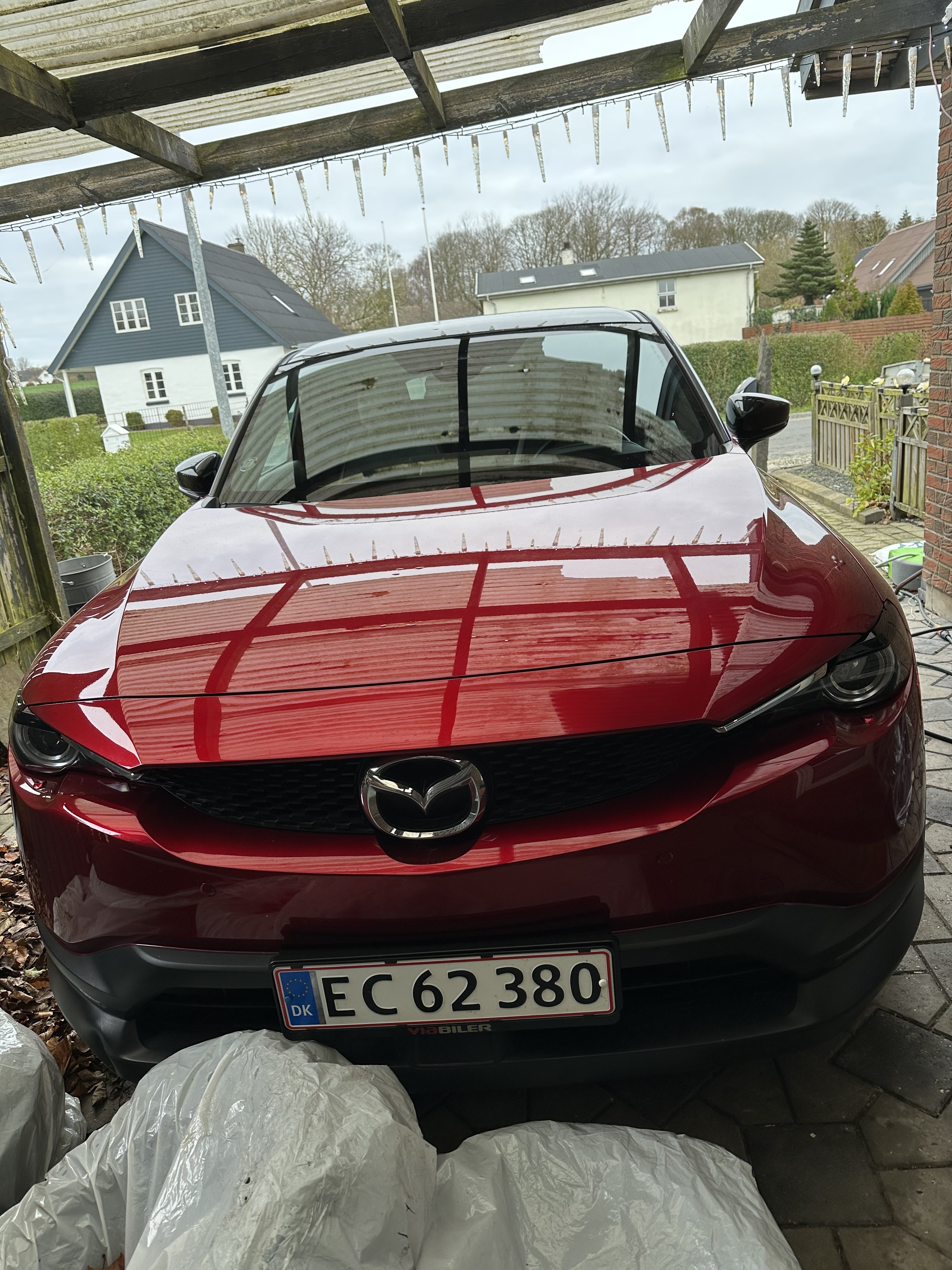 Rød Mazda MX-30 fra 2021