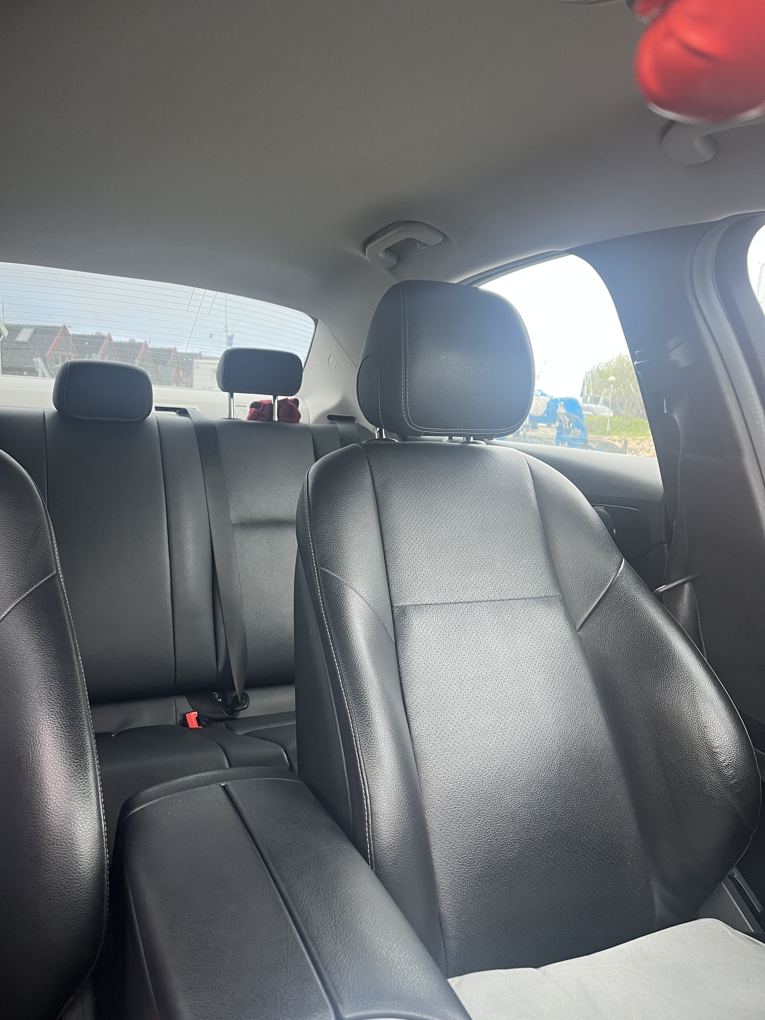 Sort Mercedes C-Klasse fra 2015