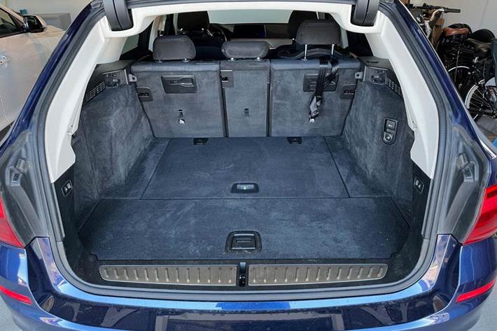 Sort BMW 520i fra 2018