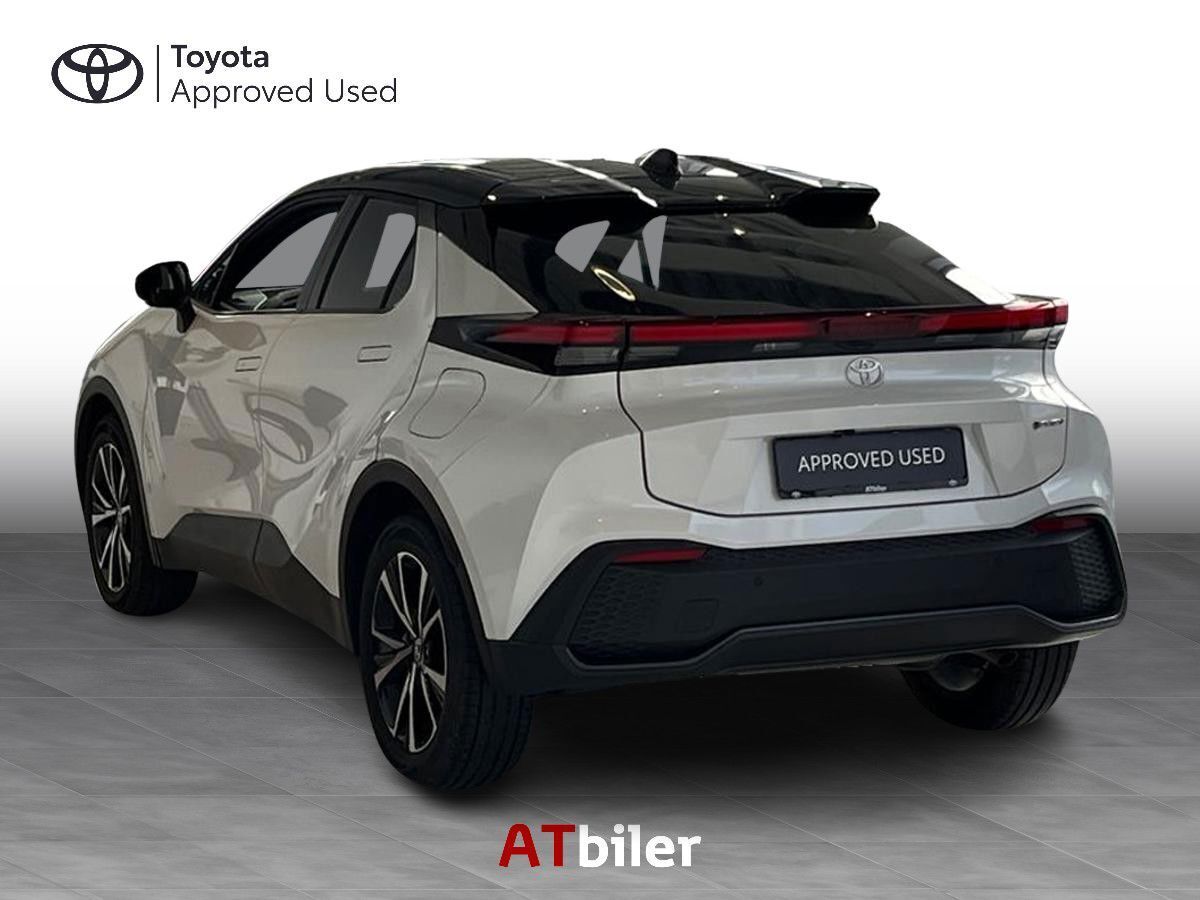 Toyota C-HR 2,0 Plugin-hybrid Style Smart Bi-tone E-CVT 223HK 5d Trinl. Gear