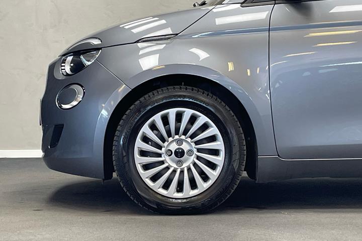 undefined Fiat 500e fra 2023