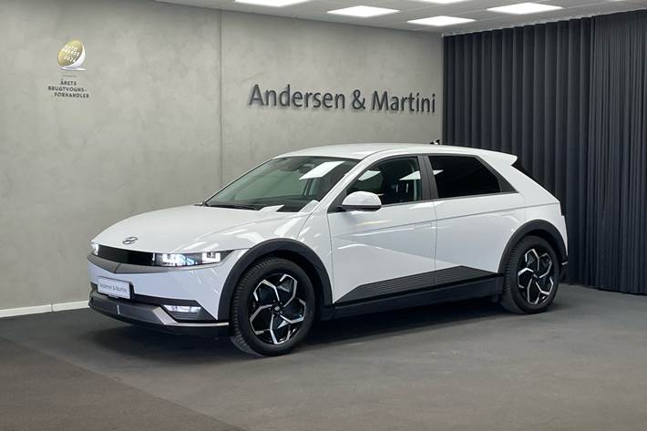 Hvid Hyundai Ioniq 5 fra 2021 set udefra