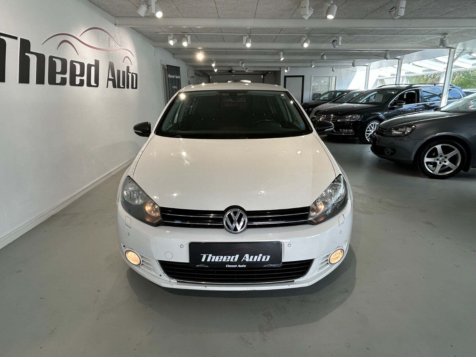 Hvid VW Golf VI fra 2009