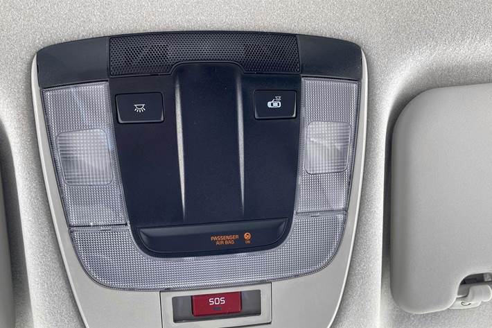 Grå Kia Niro EV fra 2025