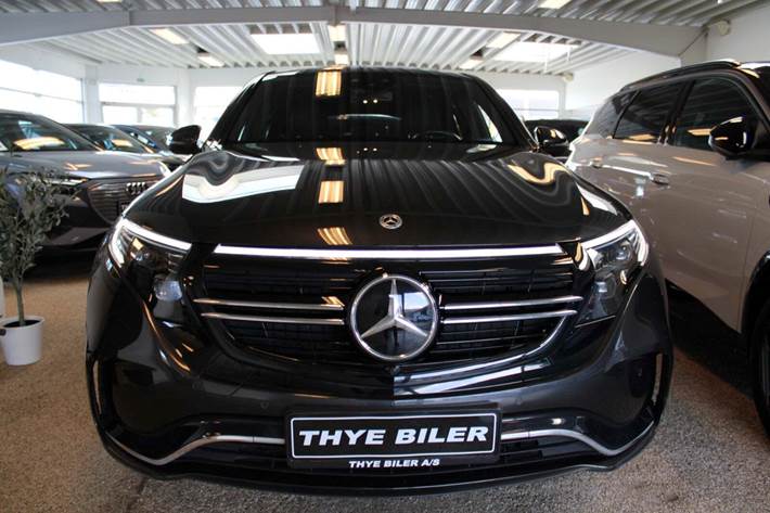 Grå Mercedes EQC400 fra 2021