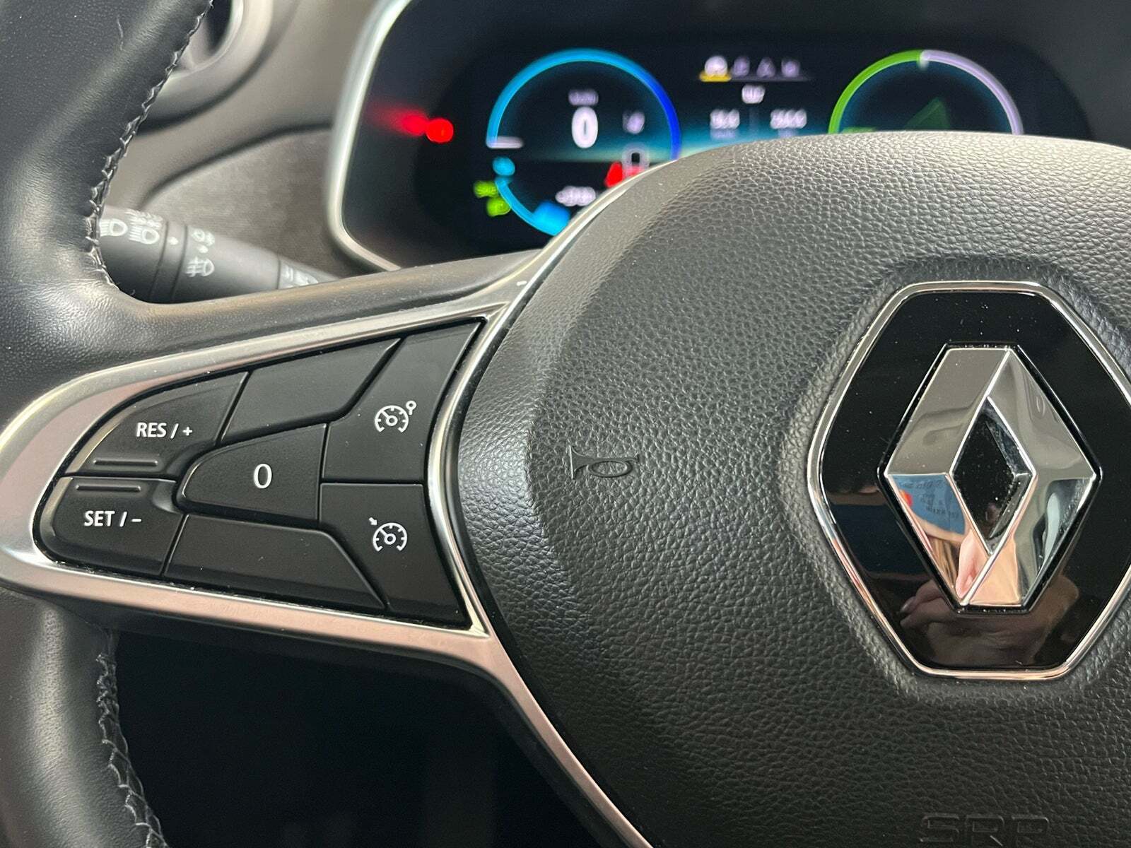Grå Renault Zoe fra 2021