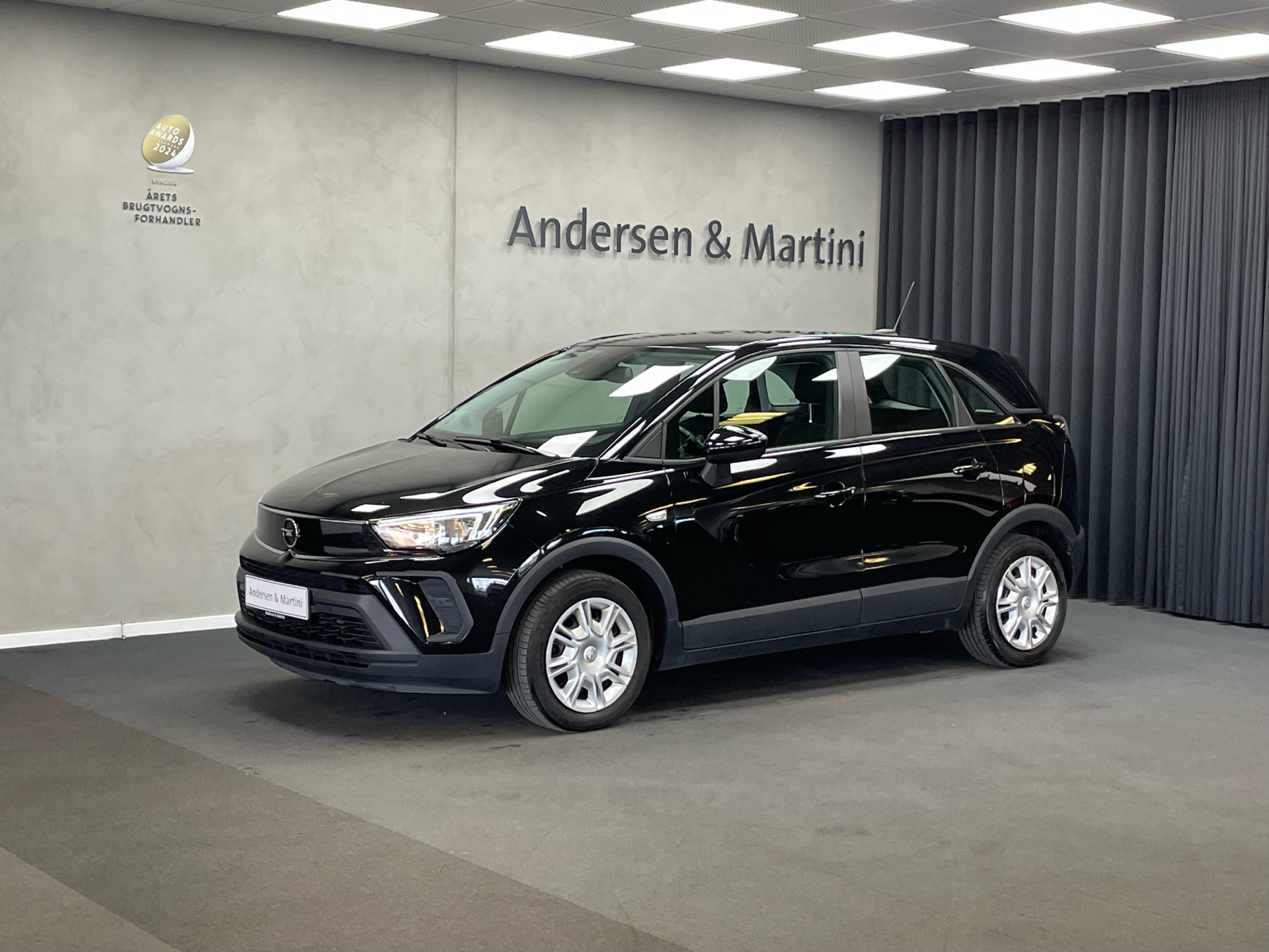 Sort Opel Crossland fra 2022